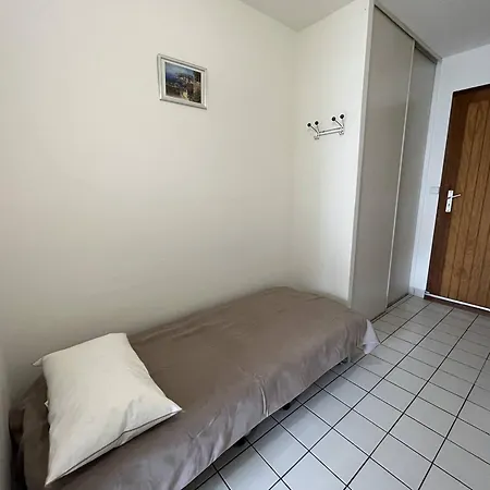 Apartment T2 A St Jean De Monts Avec Balcon Et Parking Prive - Fr-1-324a-67